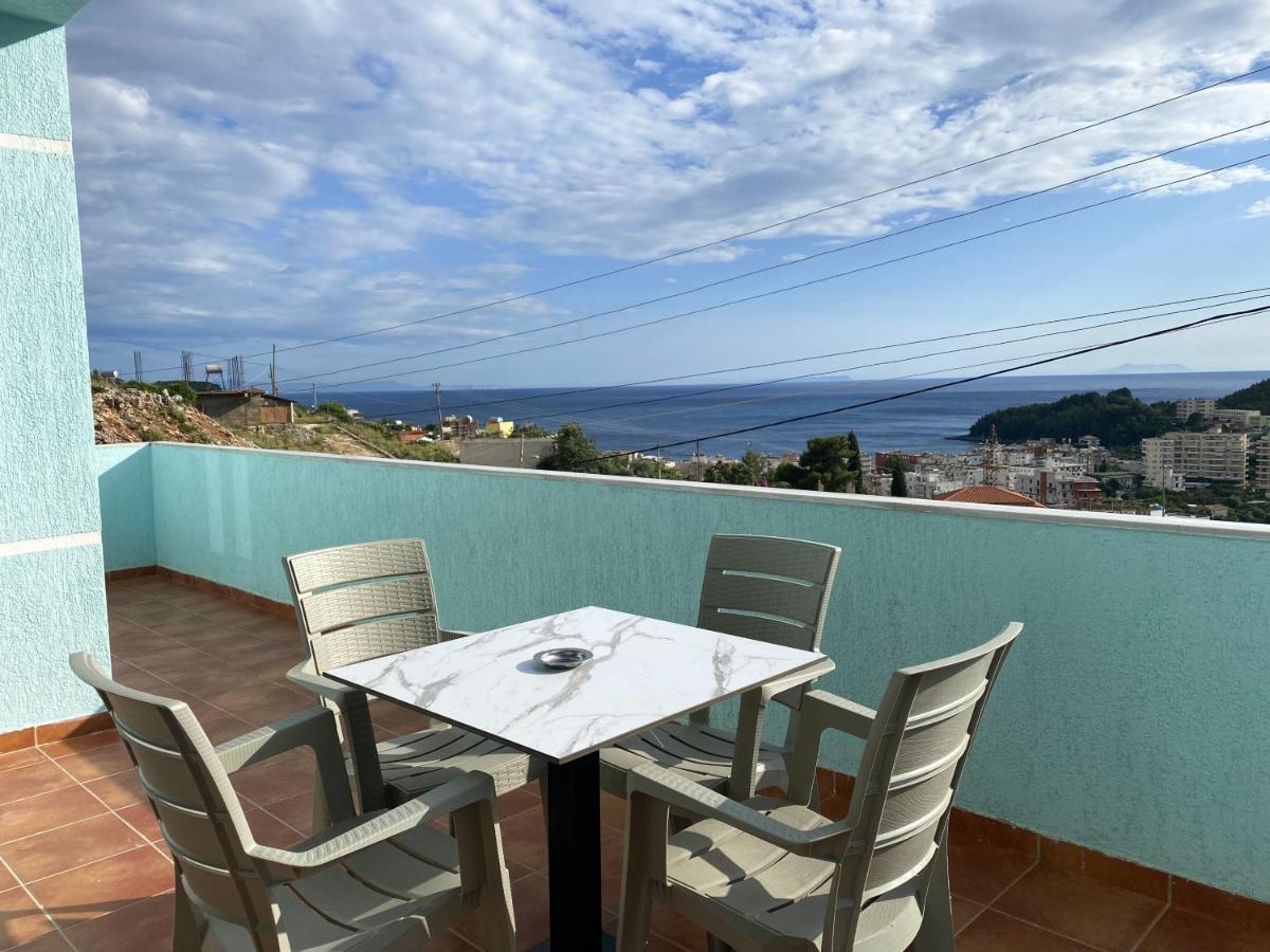 Family Apartments Himara Екстериор снимка